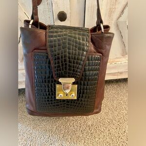 Amazing Bally cross body/shoulder bag